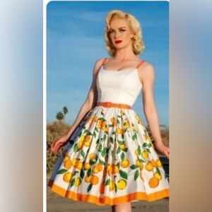 Large Oranges Jenny Swing Dress Pinup Couture EUC